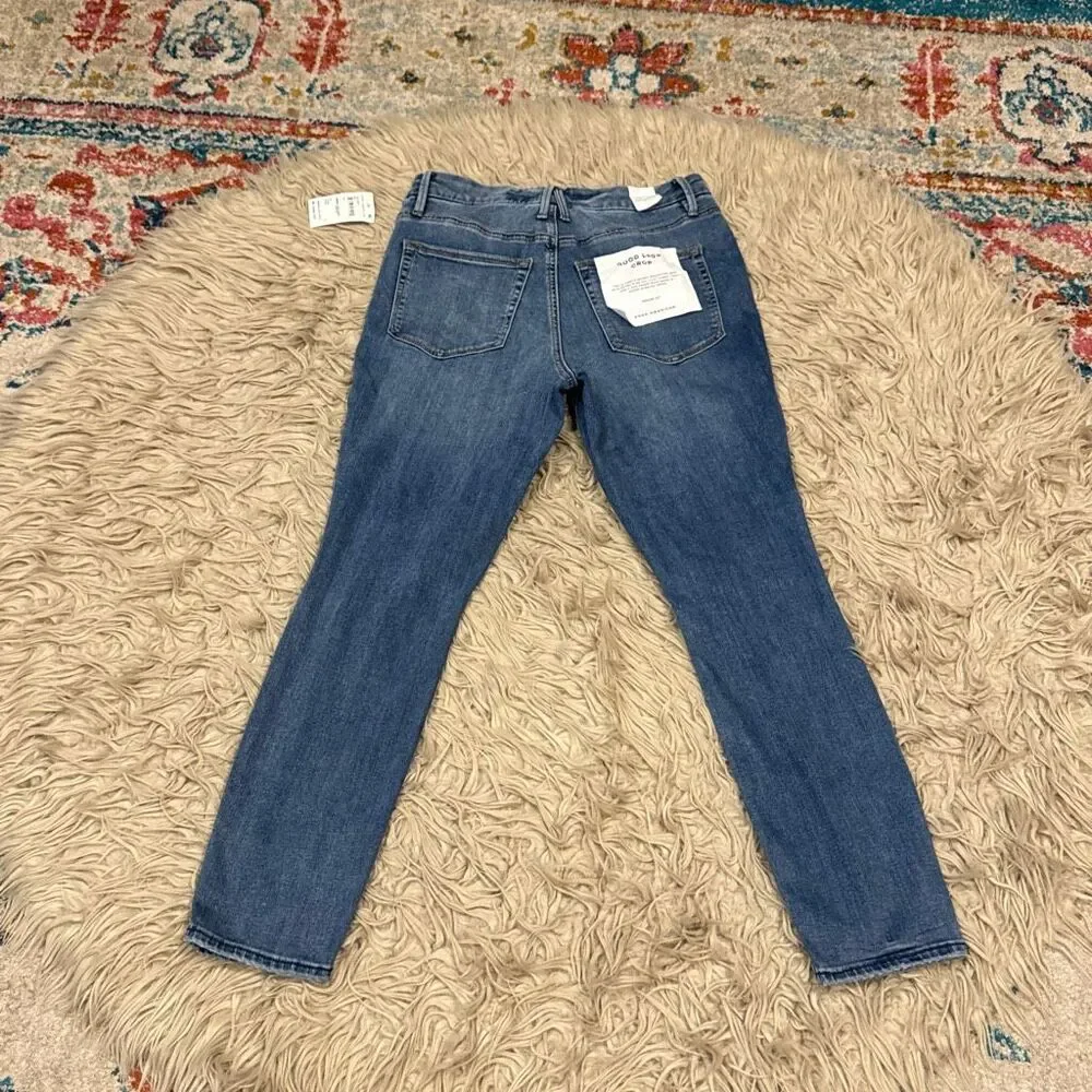 NWT Good American good legs crop jeans size 10/30